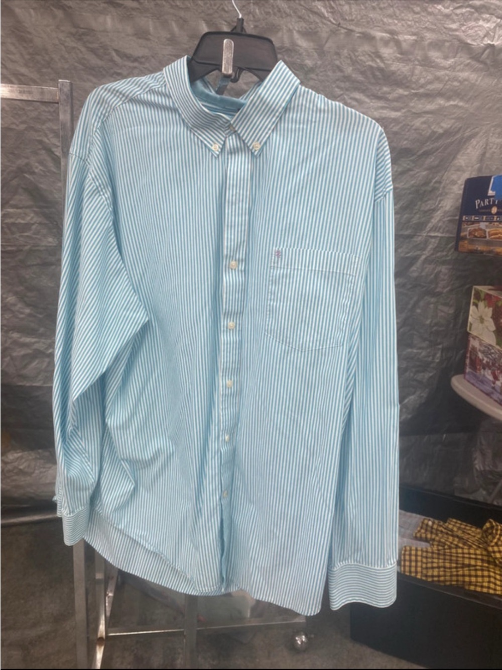 Izod Men's Light Blue and White Stripe Button-Down Shirt